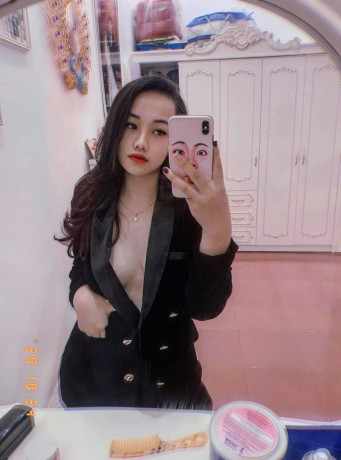 delhi-low-price-call-girl-service-available-college-girl-high-quality-girl-big-3